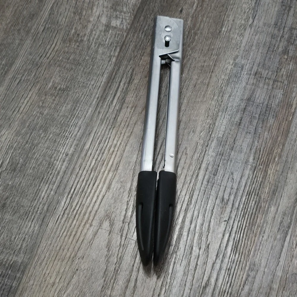 Pampered Chef Small Chef Tongs #2957 Black Silicone Stainless Steel Locking
